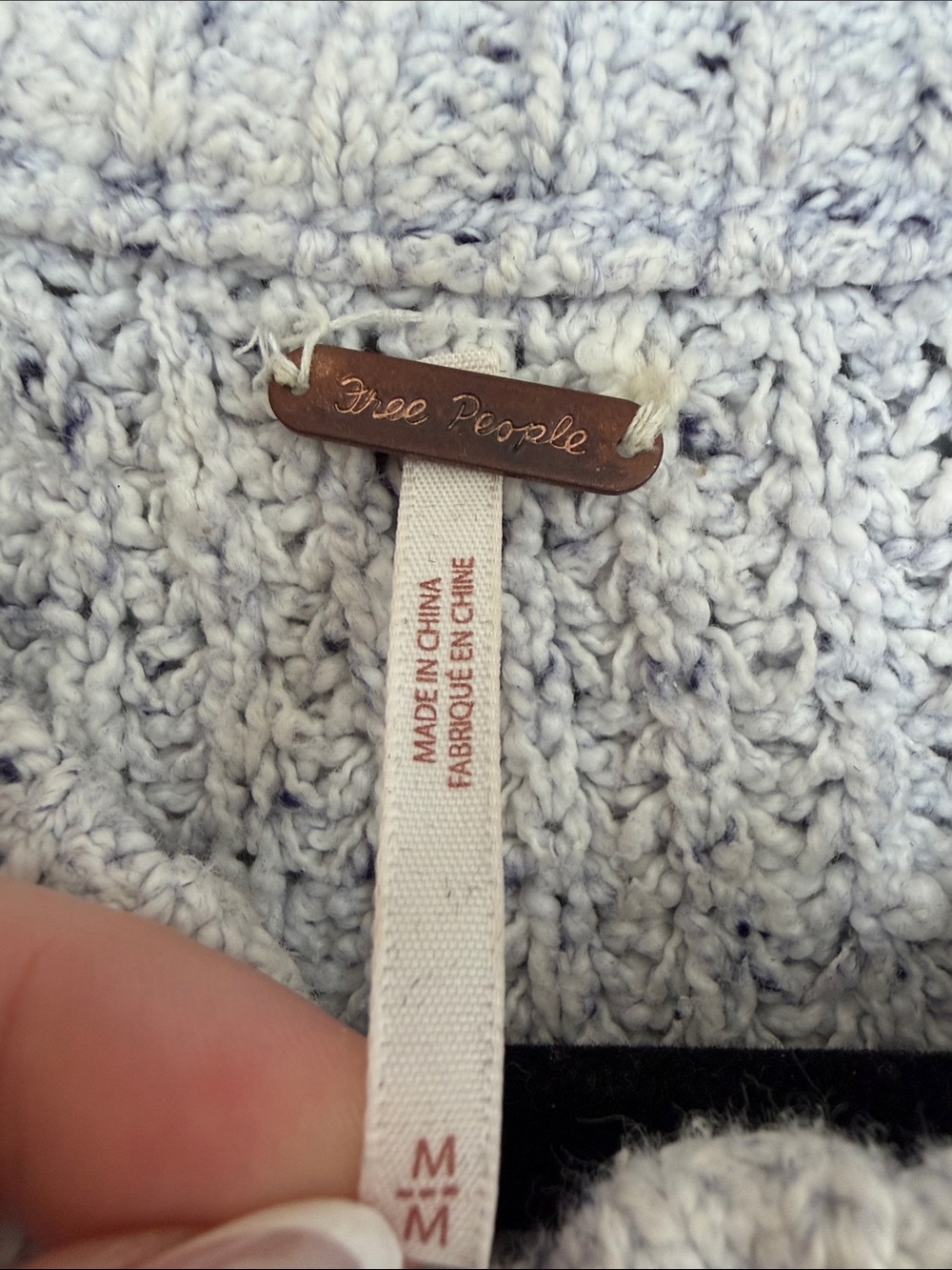 Free People Speckled Light Gray Cropped Cable Knit Sweater - Picture 2 of 5